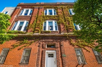 Building Photo - 2048 W Evergreen Ave
