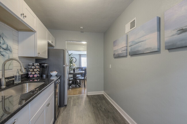 Building Photo - 4108 Clark Ave