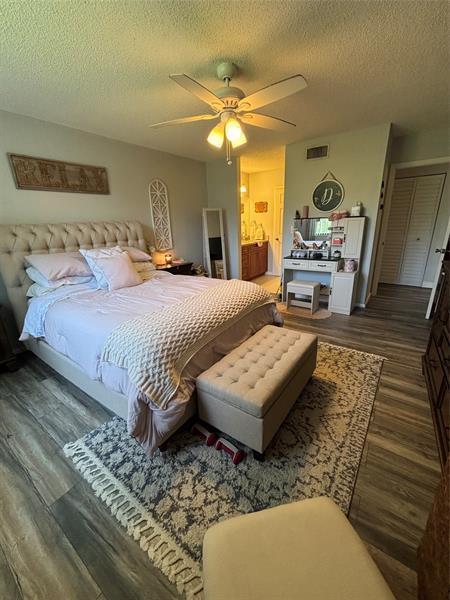 Building Photo - 2660 Carambola Cir N