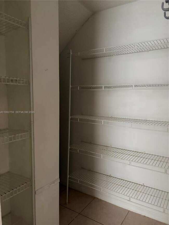 Building Photo - 2281 NE 42nd Ave