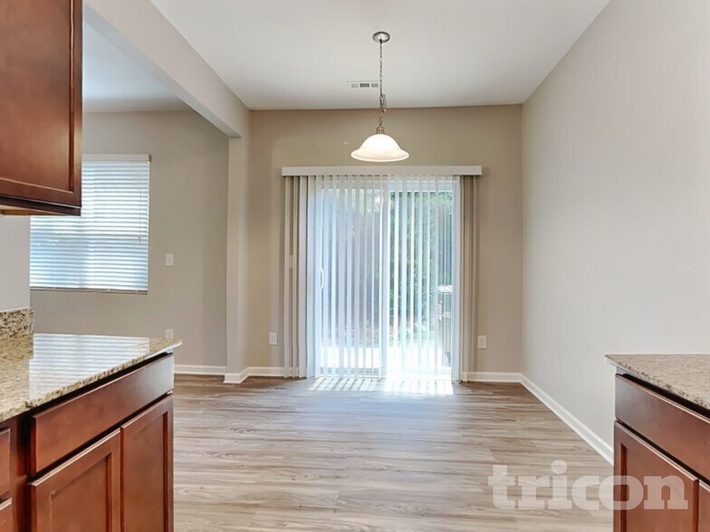 Building Photo - 2079 Aragon Lane