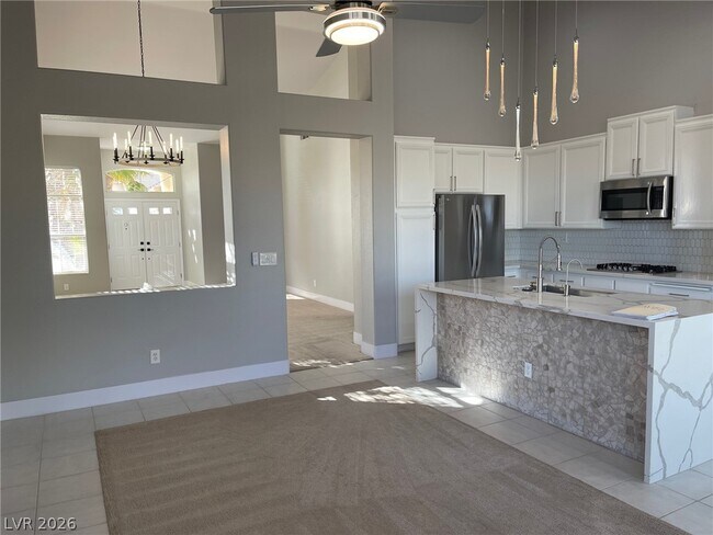 Building Photo - 8562 Lambert Dr