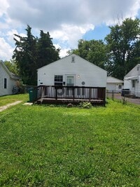 Building Photo - 1719 W Olive St