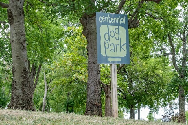 Building Photo - 2905 Parthenon Ave