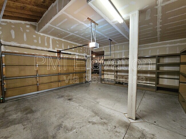 Building Photo - 7101 Mountain Brush Cir