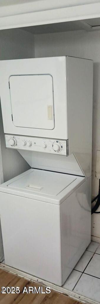 Building Photo - 461 W Holmes Ave