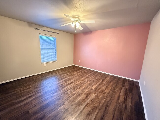 Building Photo - 6113 16th St