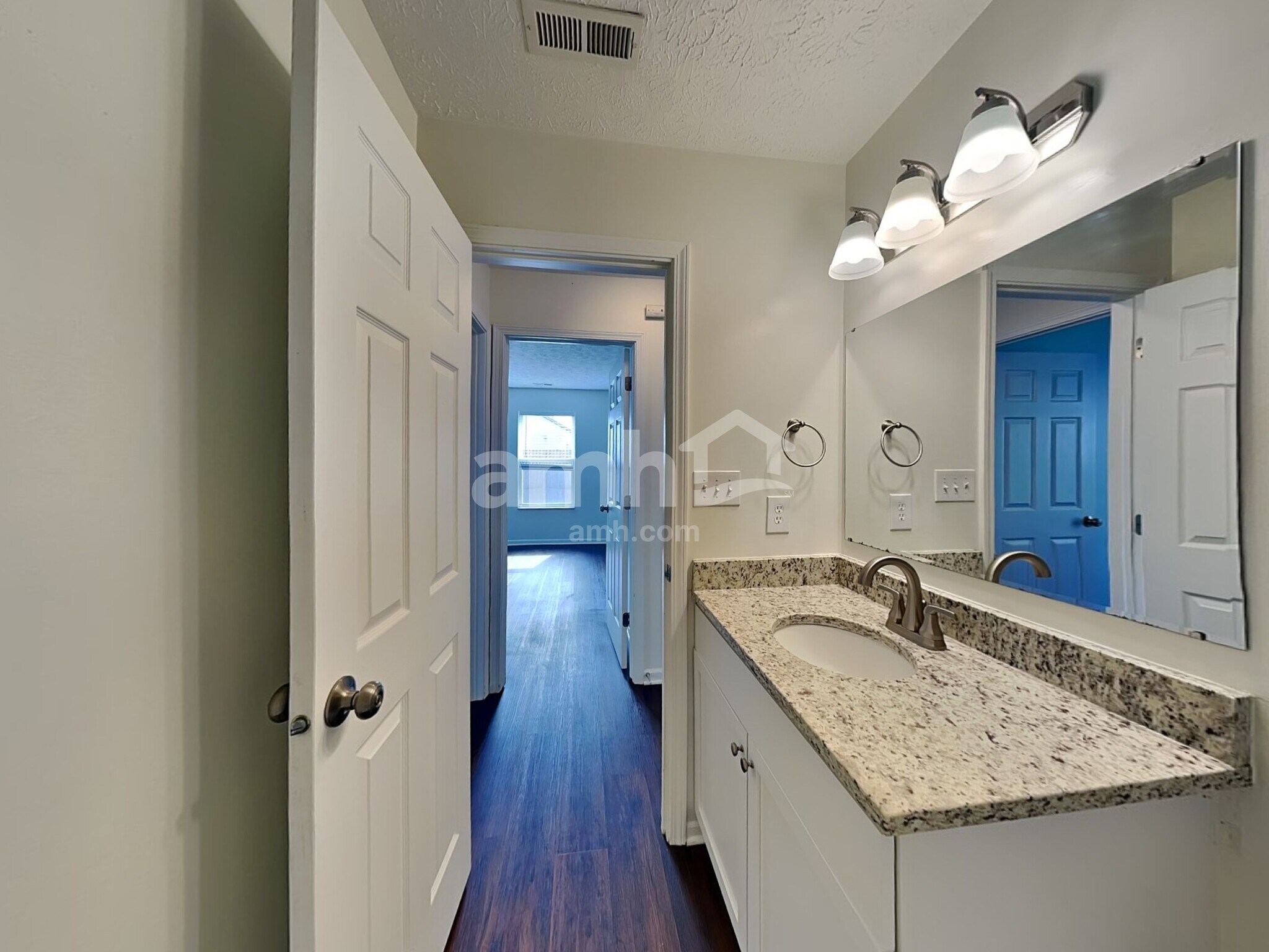 Building Photo - 35 Westview Pl