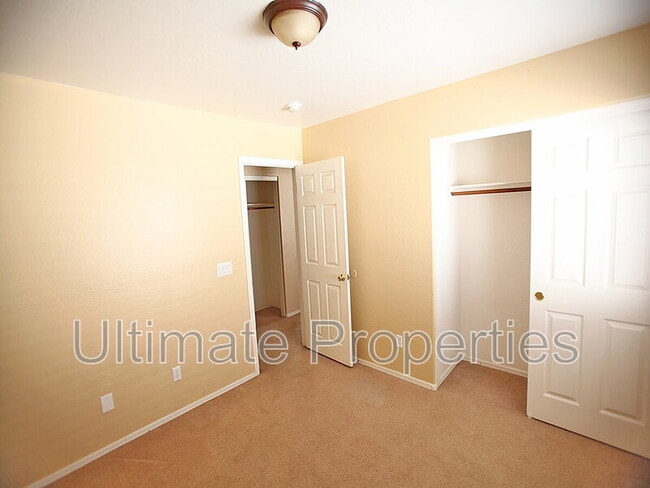 Building Photo - 22832 W La Pasada Blvd