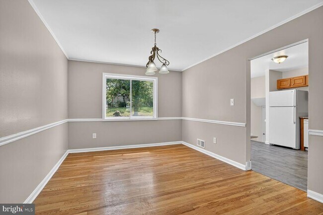 Building Photo - 7720 Loudon Dr