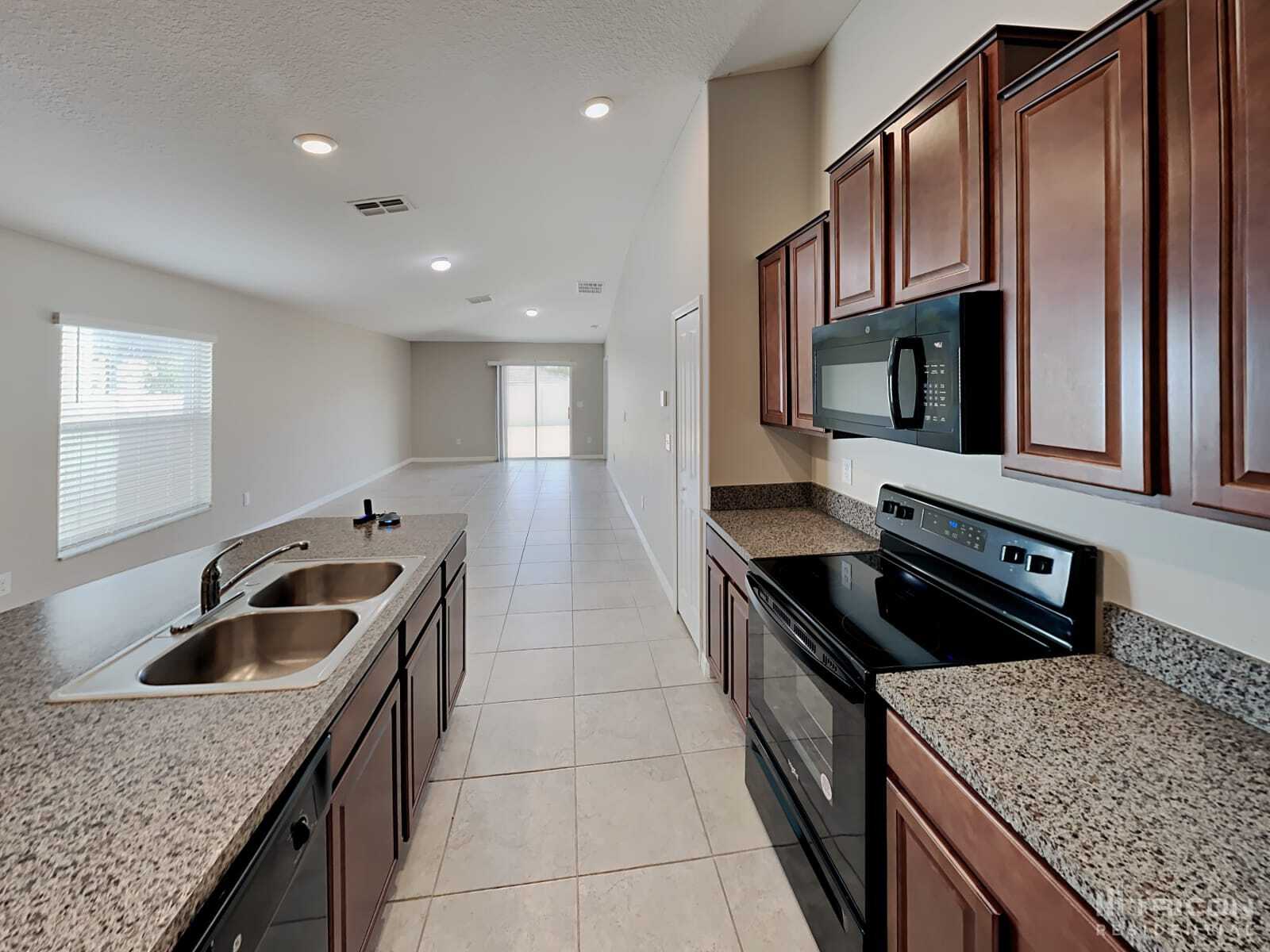 Building Photo - 5029 Golden Fig Ln