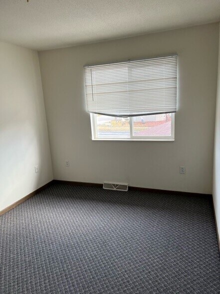 Building Photo - 1201 Eastwood St