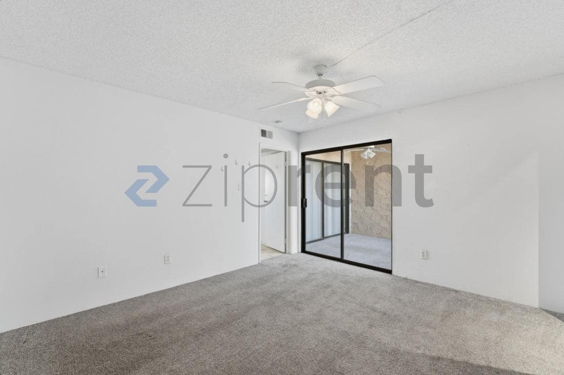 Building Photo - 4950 N Miller Rd