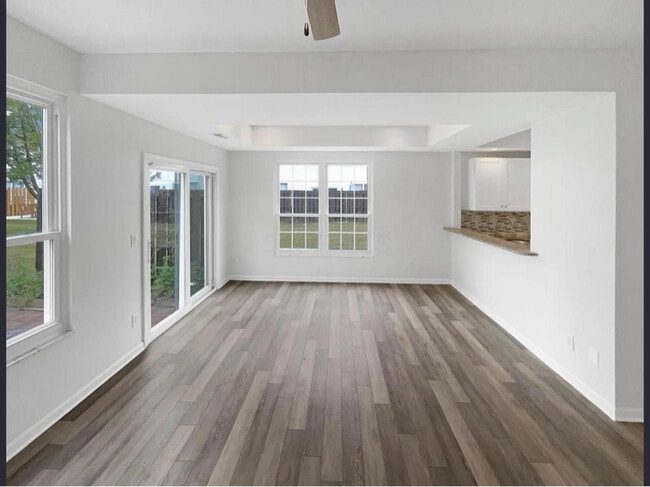 Building Photo - 4953 Albany Meadow