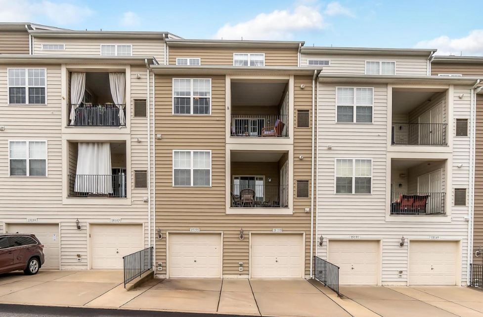 Building Photo - 15155 Kentshire Dr