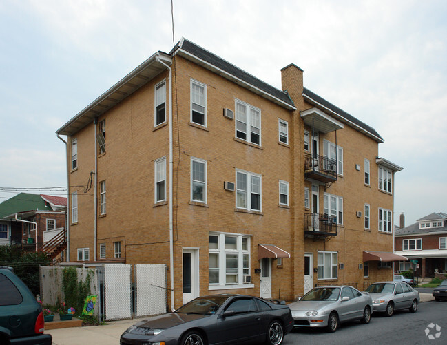 Building Photo - 949-951 N 19th St