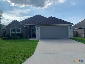 Building Photo - 1113 Branchwood Way