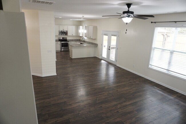 Building Photo - 9343 Cassadine Ct