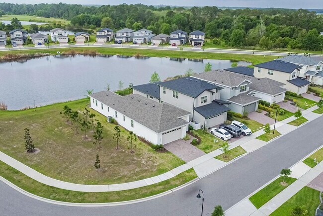 Building Photo - 7508 Wing Span Wy