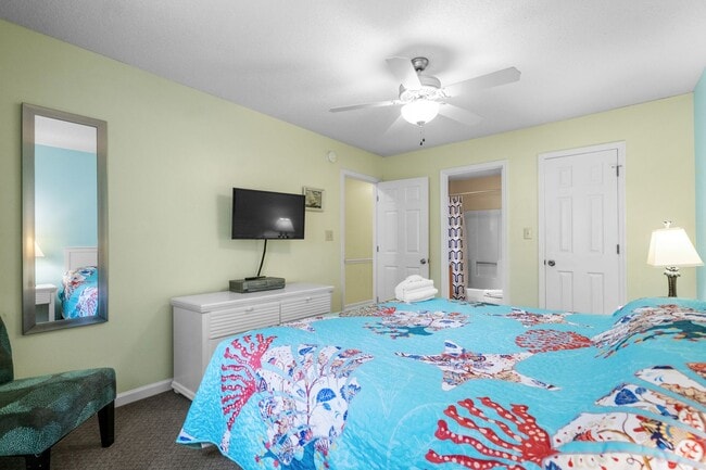 Building Photo - Seasonal Rental Available Now-3/31/26-Wifi...