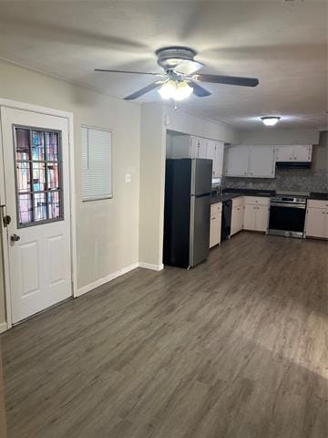 Building Photo - 9915 La Prada Dr