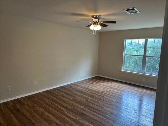 Building Photo - 1629 Balsam Way