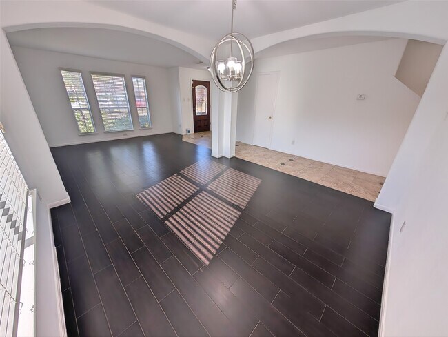 Building Photo - 18119 Sweet Juniper Ln