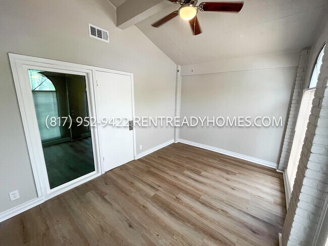 Building Photo - 9526 Millers Ridge