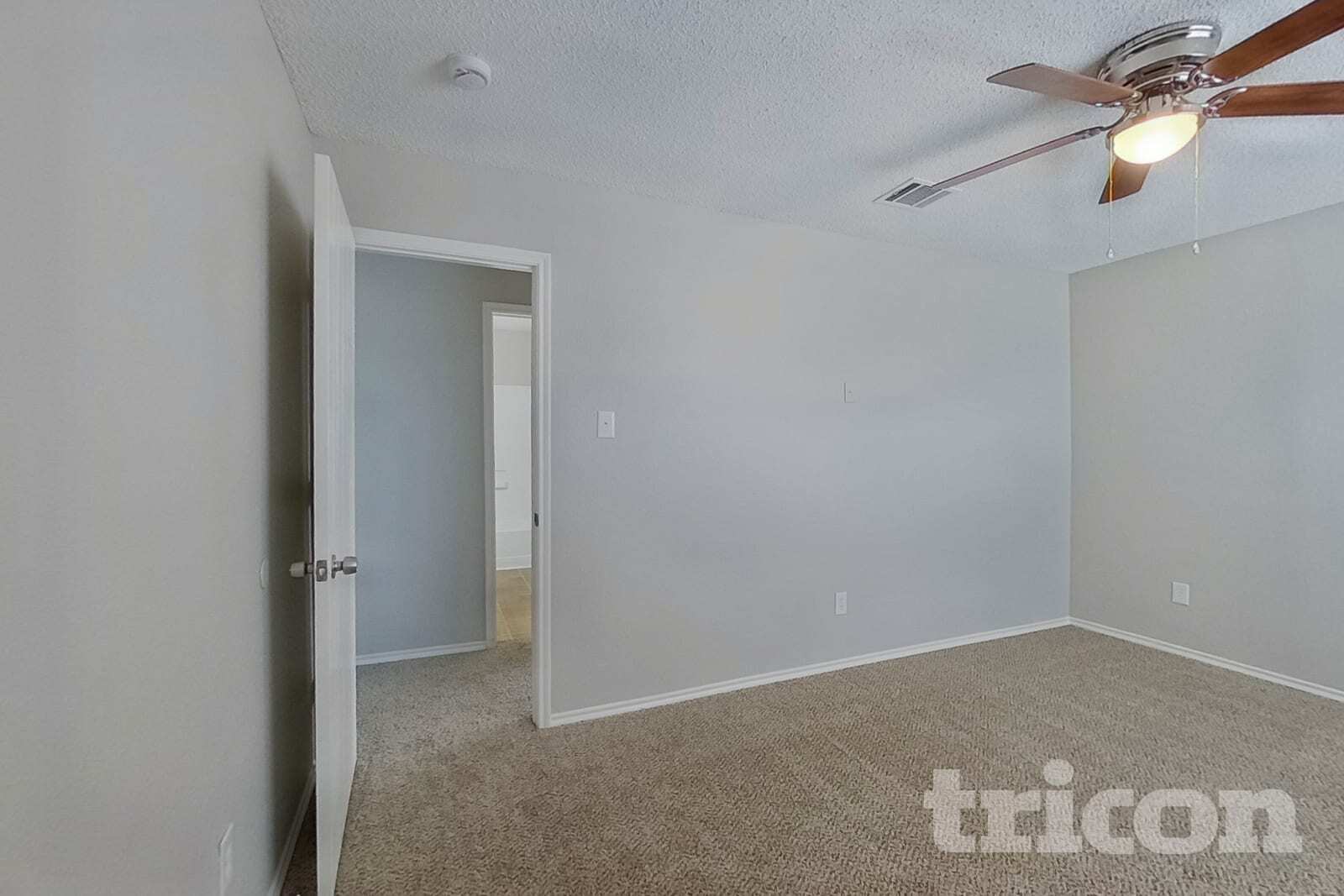 Building Photo - 6209 Winnebago Ct