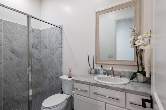 Building Photo - 716 Crestone Stream Dr
