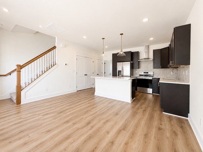 Building Photo - Sunsets, Skyline Views & Resort Living | Highbury's Premier 3-Bedroom Homes
