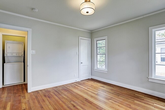 Building Photo - 4809 Woodhead St