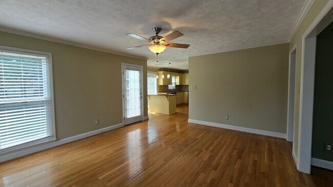 Building Photo - 4488 Penhurst Ct