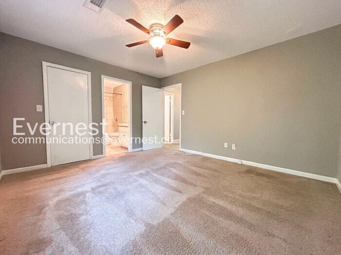 Building Photo - 396 Promenade Ct