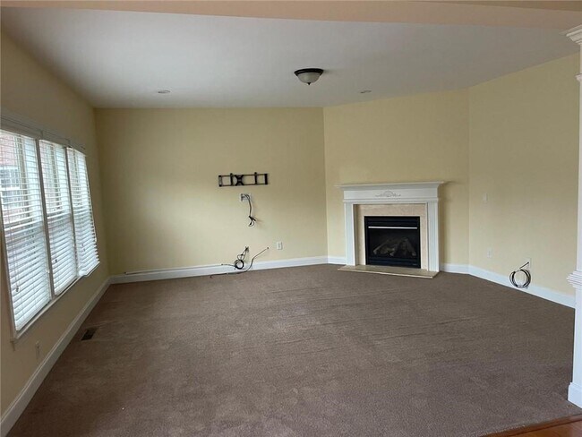 Building Photo - 5645 Princeton Run Trail