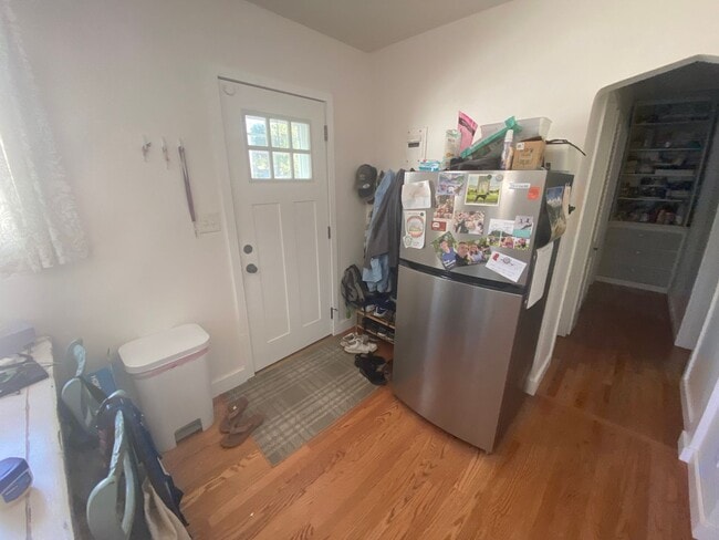 Building Photo - Amazing 1 bedroom ADU right near D.U.