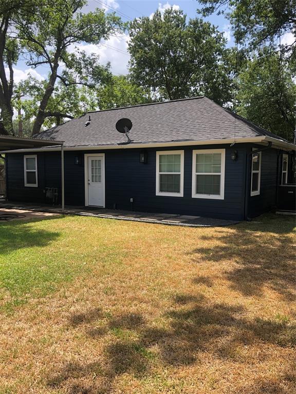 Building Photo - 1402 Chamboard Ln