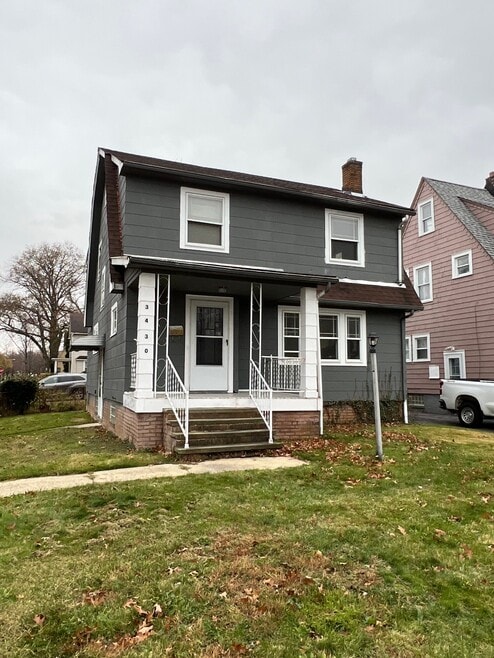 Building Photo - 3430 Winsford Rd