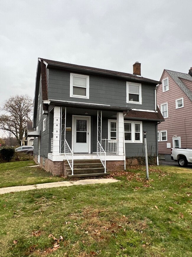Building Photo - 3430 Winsford Rd