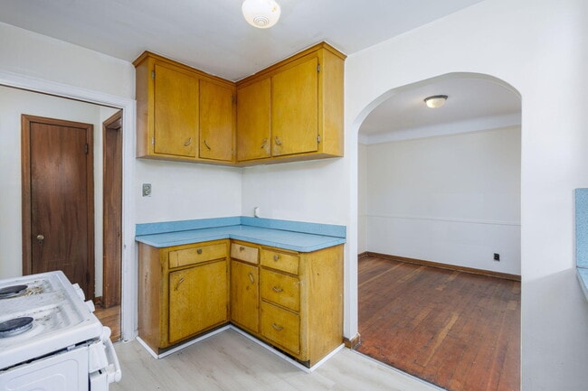 Building Photo - 10929 Worden St