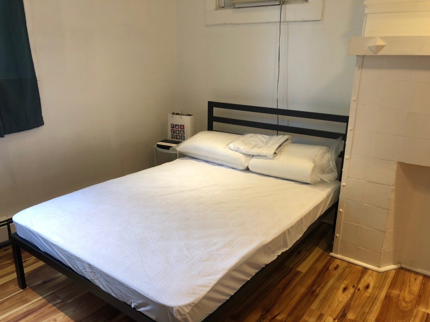 Building Photo - 5818 Hobart St