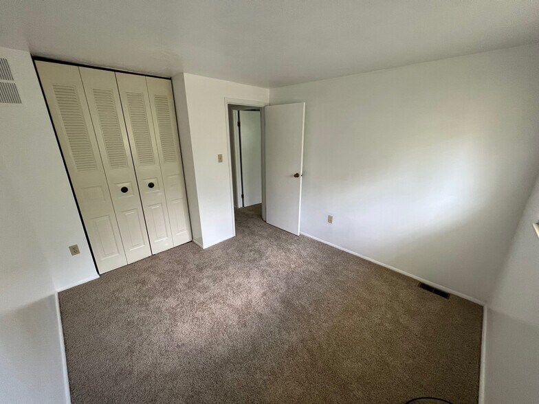 Building Photo - 792 Wheatland Cir