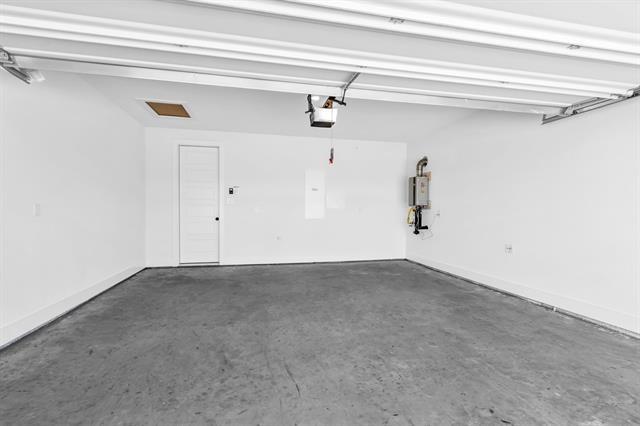 Building Photo - 1228 Arkansas Spgs St