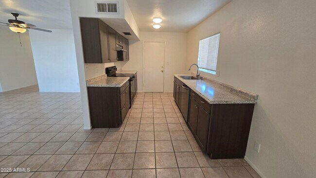 Building Photo - 15608 N 58th Ave
