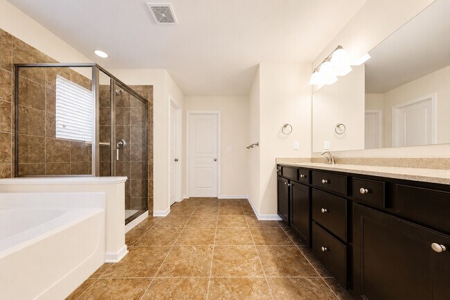 Building Photo - 7245 Rocking Horse Ln