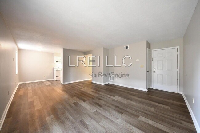Building Photo - 1568 Illinois Rd