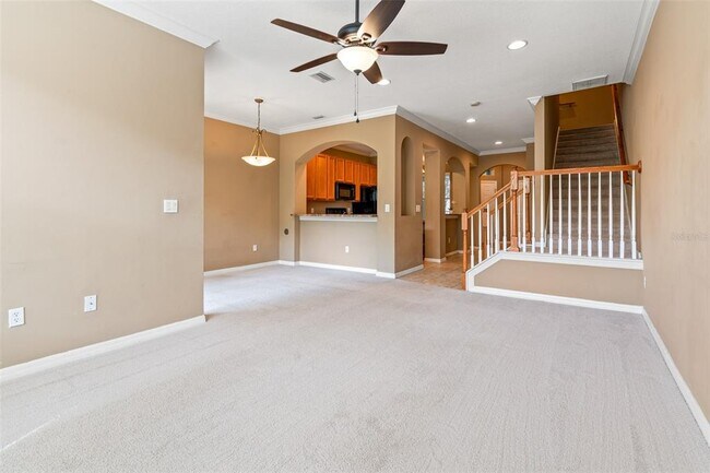 Building Photo - 2052 Park Crescent Dr