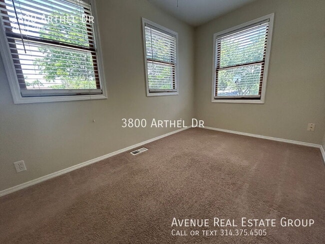 Building Photo - 3800 Arthel Dr