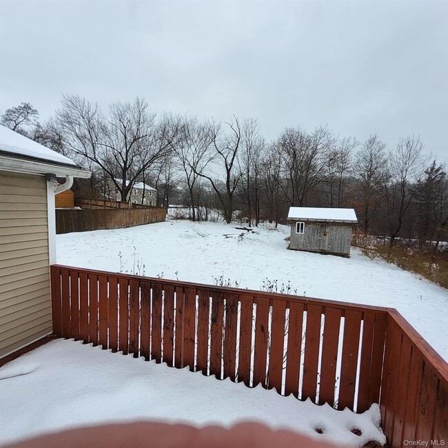 Building Photo - 8 Orchard Lake Dr