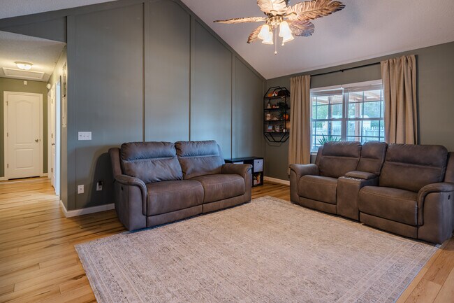 Building Photo - 2007 Ossabaw Dr